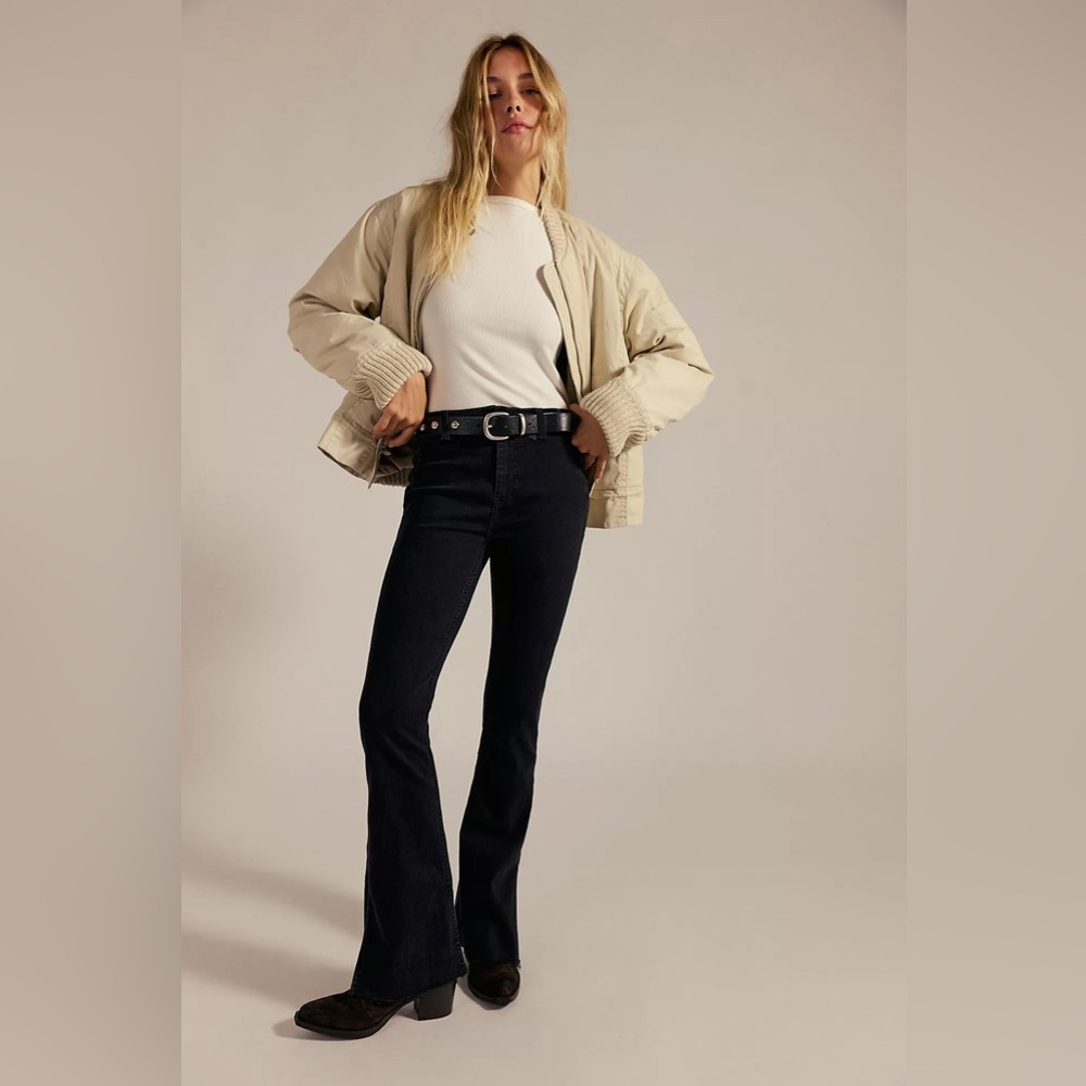 Free People We The Free Level Up Slit Slim Flare Jeans Size 32 in Pitch Black